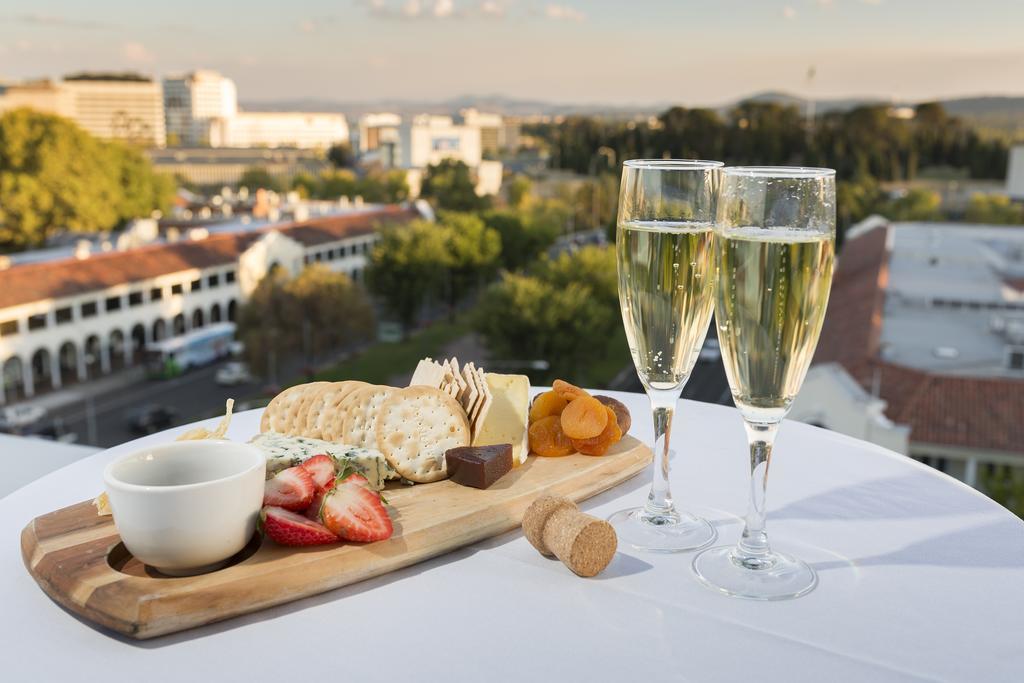 Novotel Hotel Canberra
