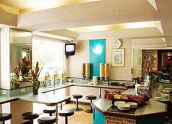 Ibis Budget 3*
