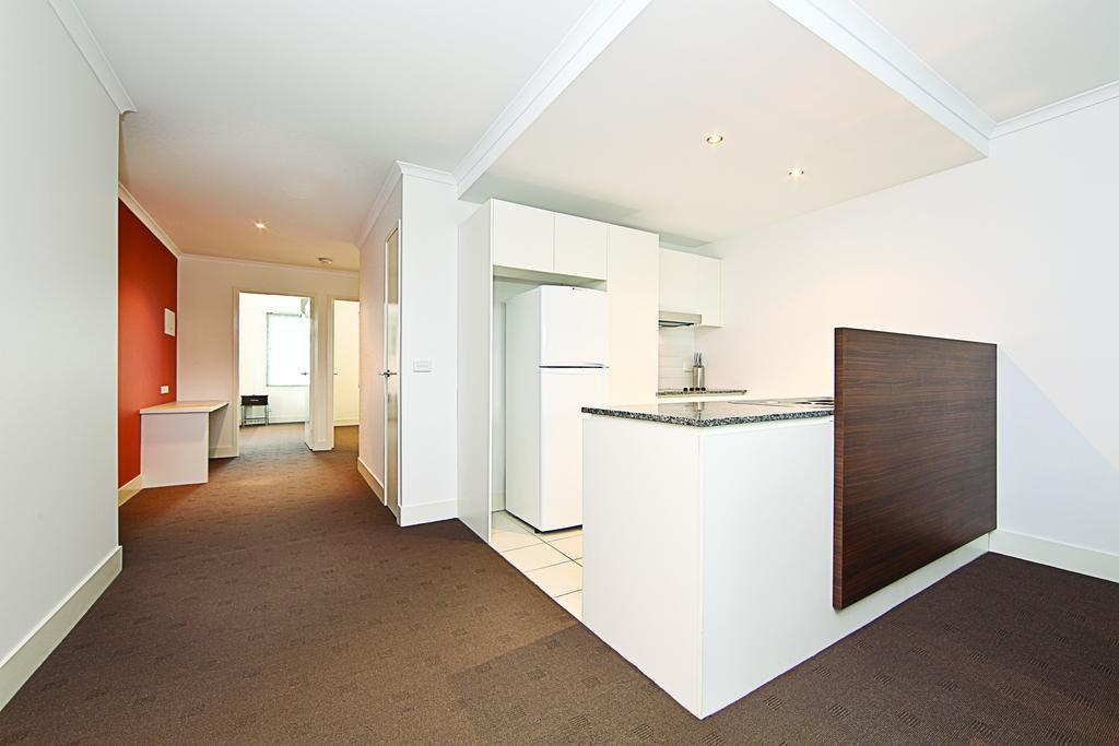 Accommodate - Northbourne Executive Apartment Canberra