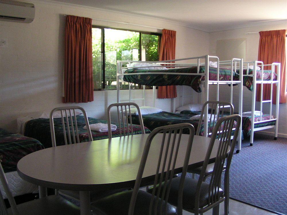 Carotel Motel