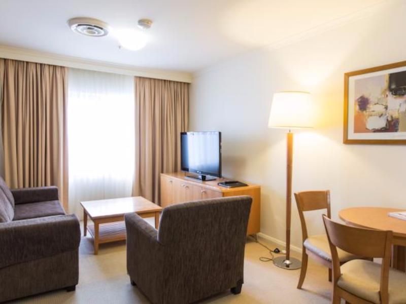 Aparthotel Nesuto