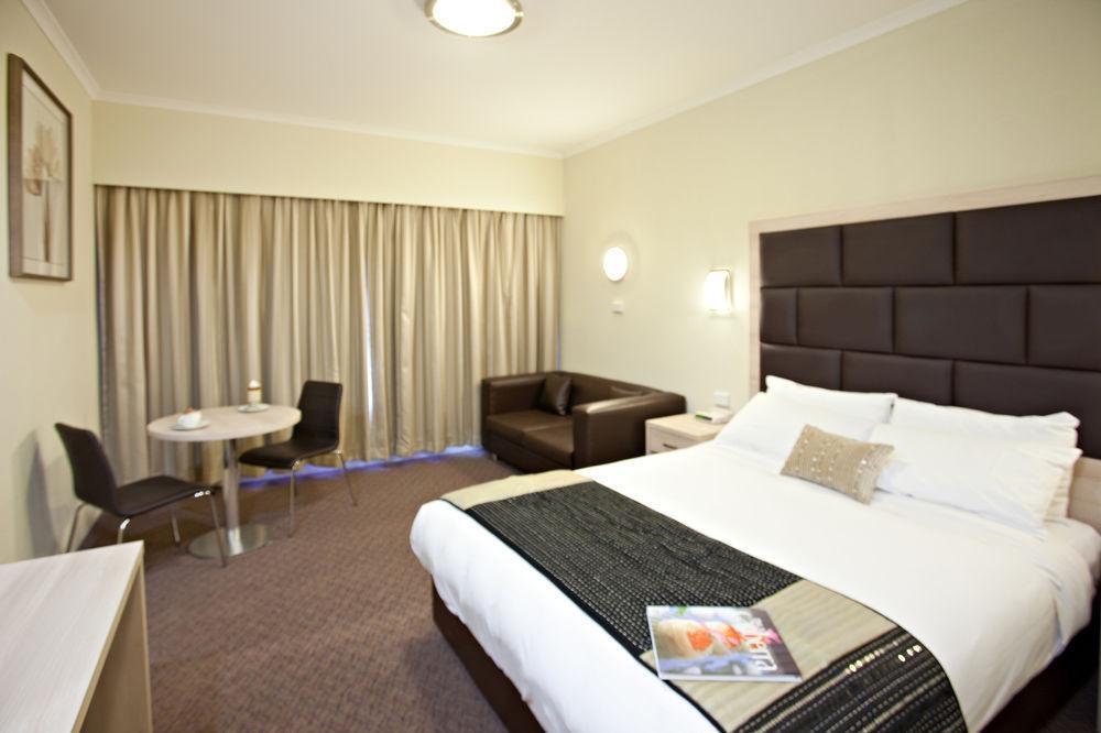Garden City Hotel, Best Western Signature Collection Canberra