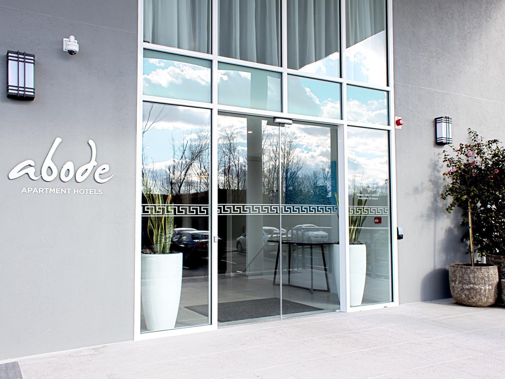 Abode Narrabundah Hotel