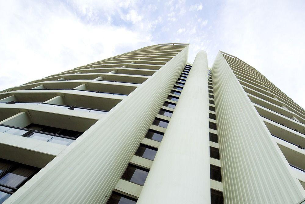 Breakfree Capital Tower 4* Canberra
