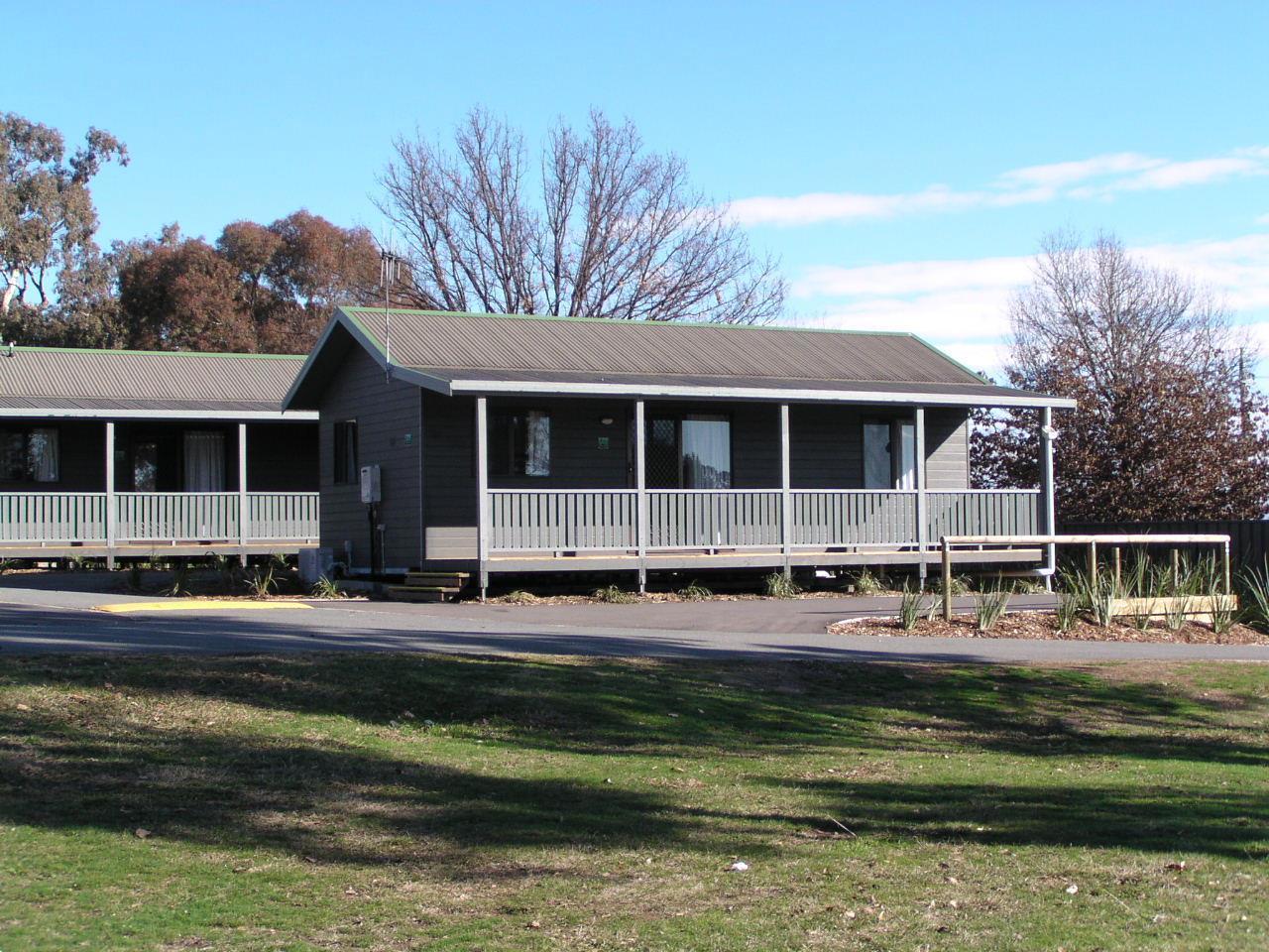 Carotel Motel