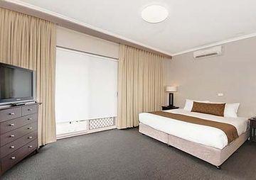 Quality Dickson 4* Canberra