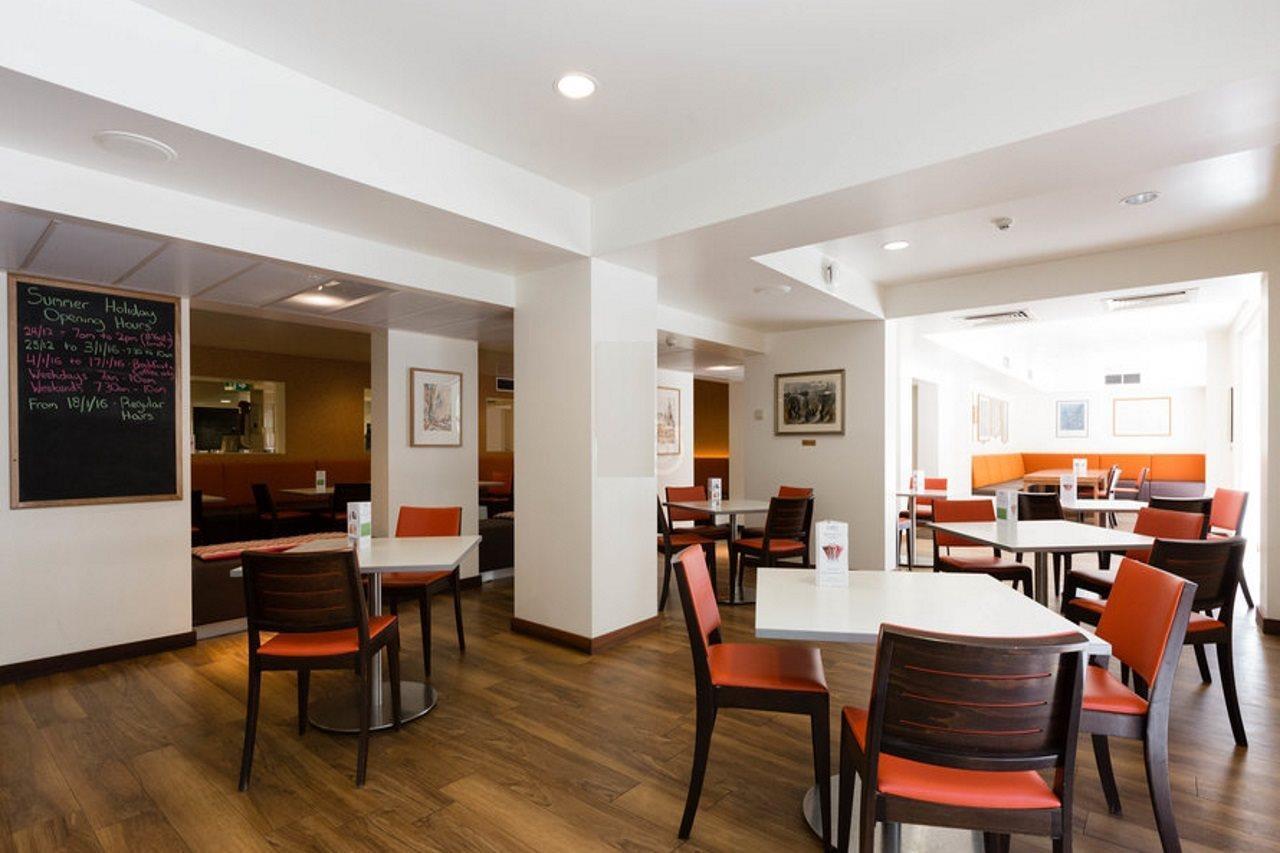 Hotel House - Anu 3*