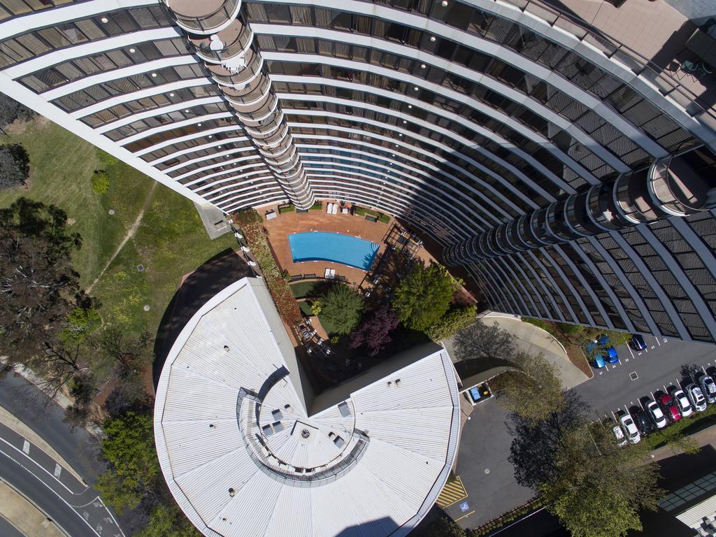 Aparthotel Breakfree Capital Tower
