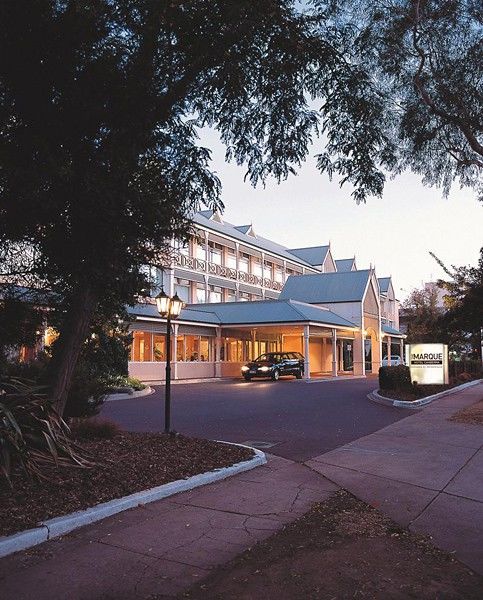 Hotel The Marque