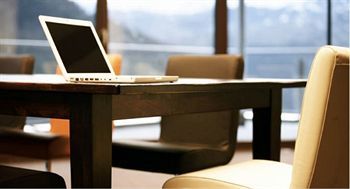 Abode Woden Aparthotel 4*