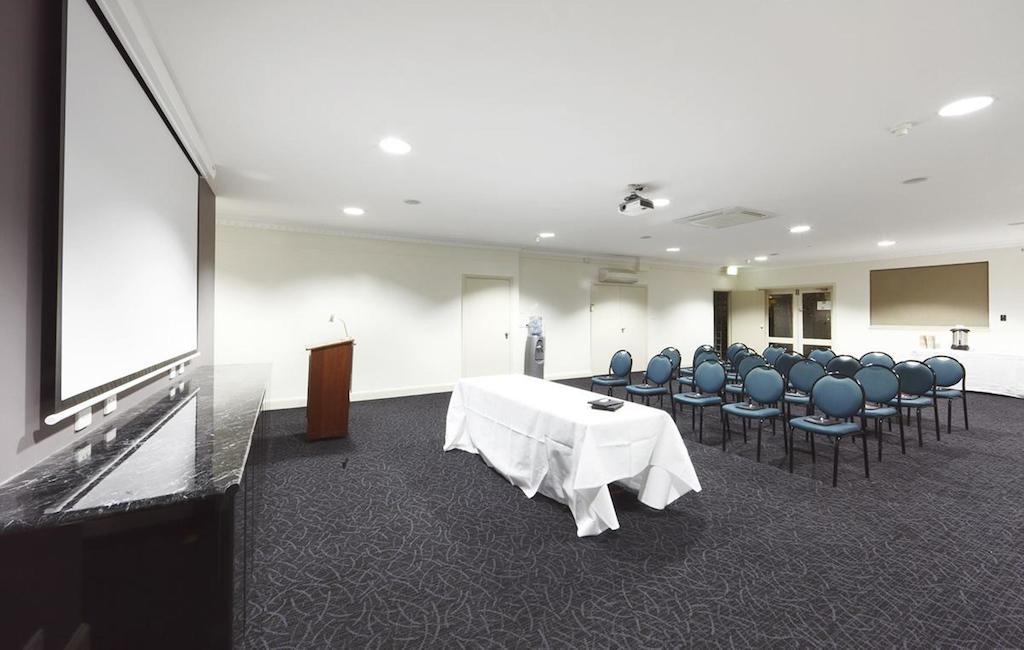 Ibis Styles Hotel 4*