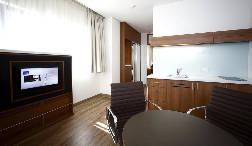 Novotel