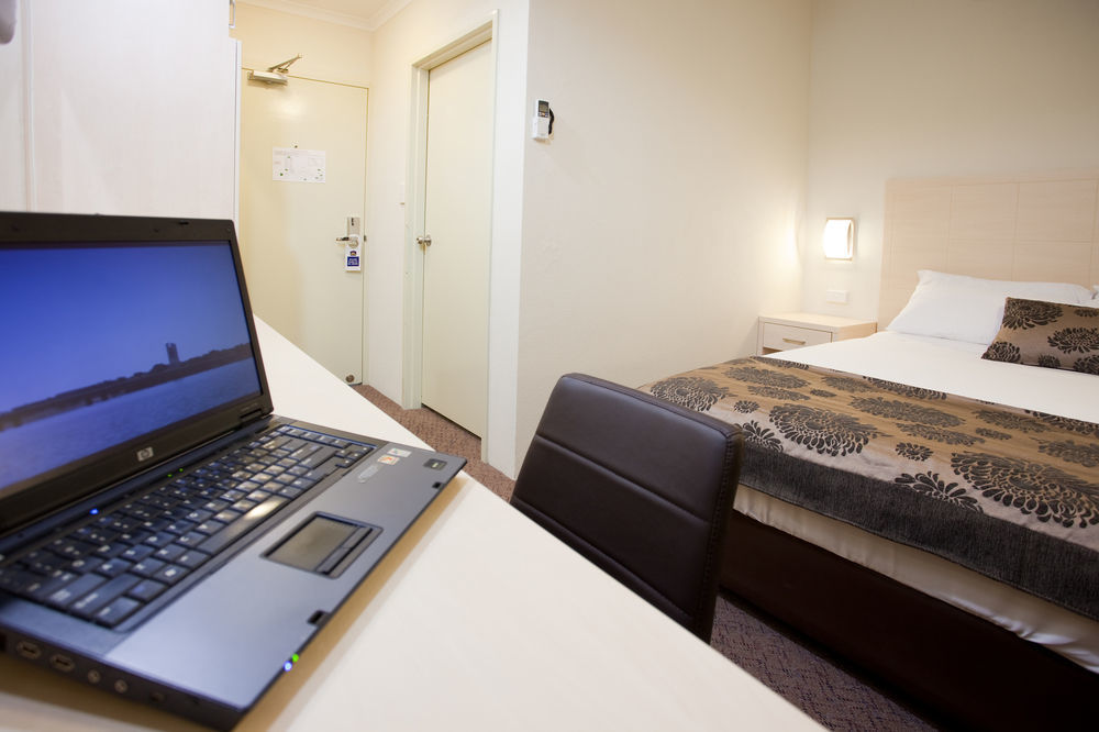 Garden City Hotel, Best Western Signature Collection Hotel 4*
