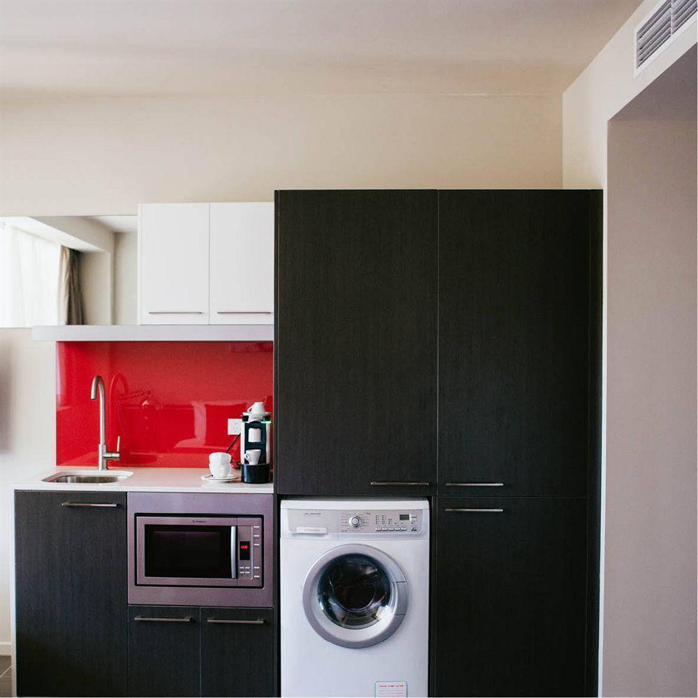 Aparthotel Abode Woden