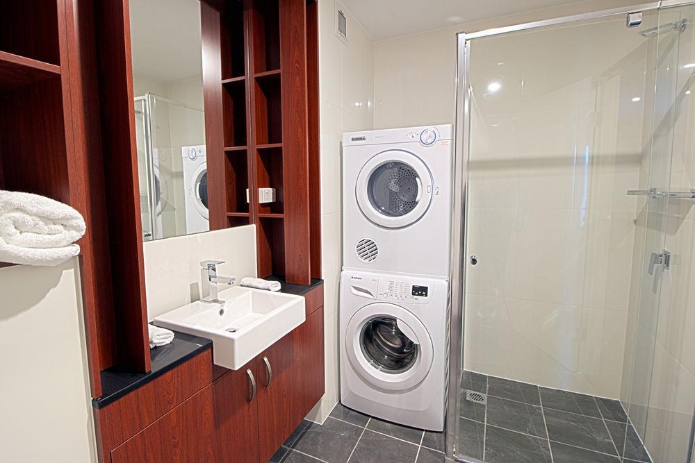 Abode Narrabundah 4*