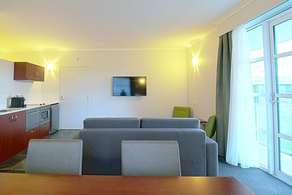 Hotel Abode Narrabundah Canberra