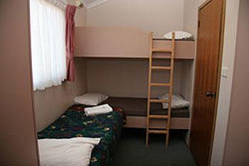 Carotel 3* Canberra