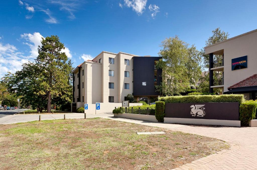 Aparthotel Aac - Griffin