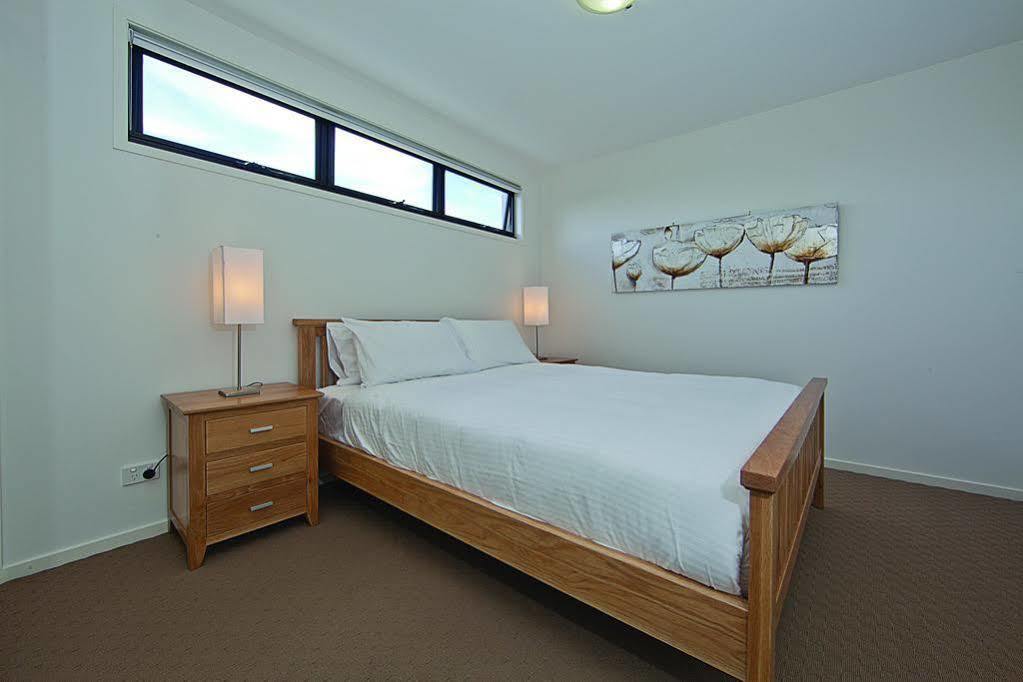 Century 23 Griffith * Canberra