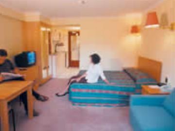 Aparthotel Madison Capital Executive 4*