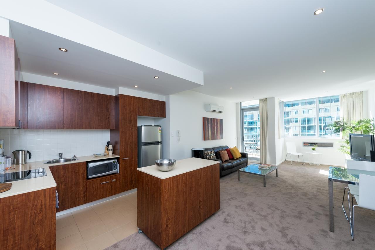 Accommodate - Metropolitan Apartment Canberra