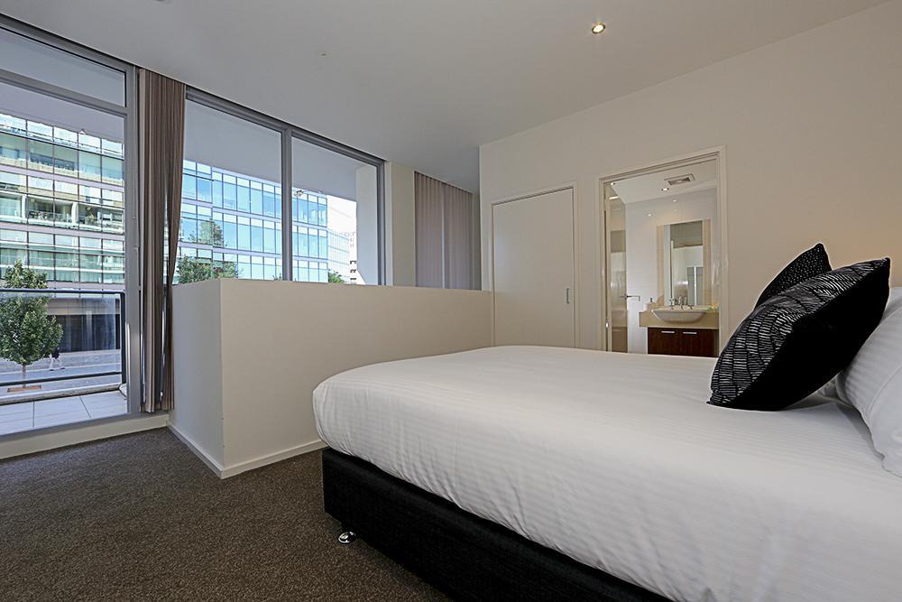 Accommodate - Metropolitan Apartment Canberra