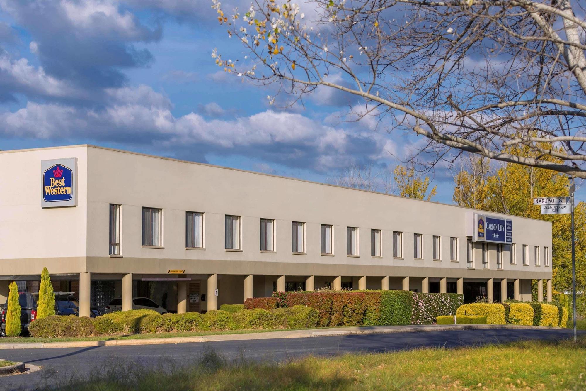 Garden City Hotel, Best Western Signature Collection Hotel Canberra