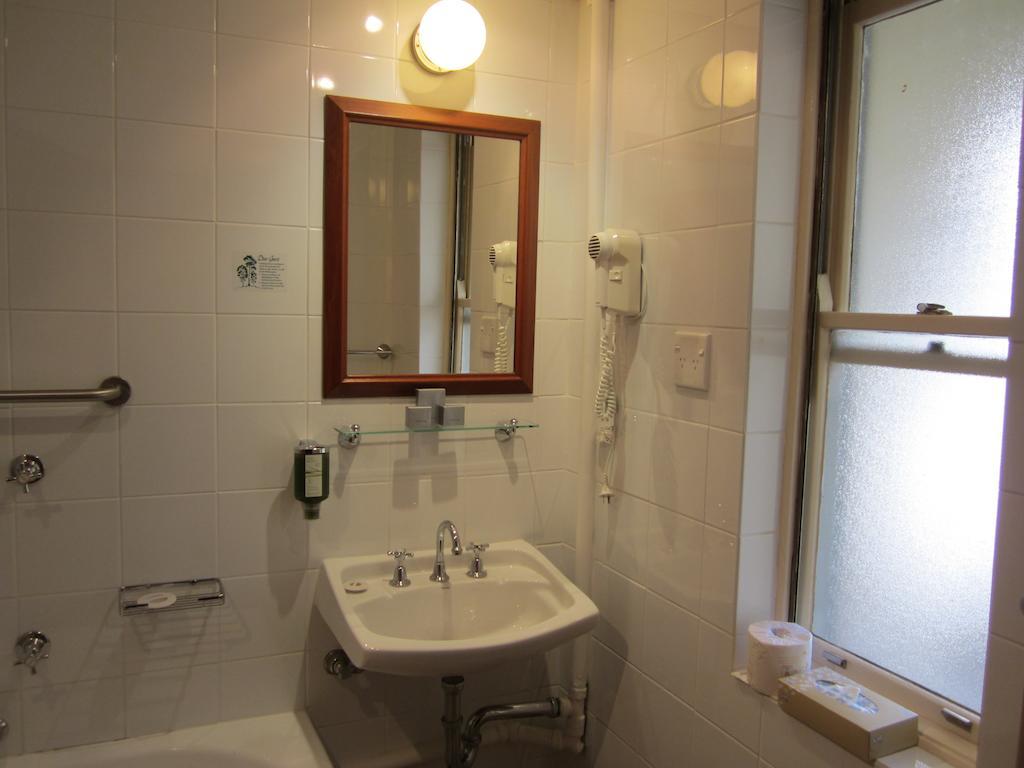 Hotel House - Anu 3*