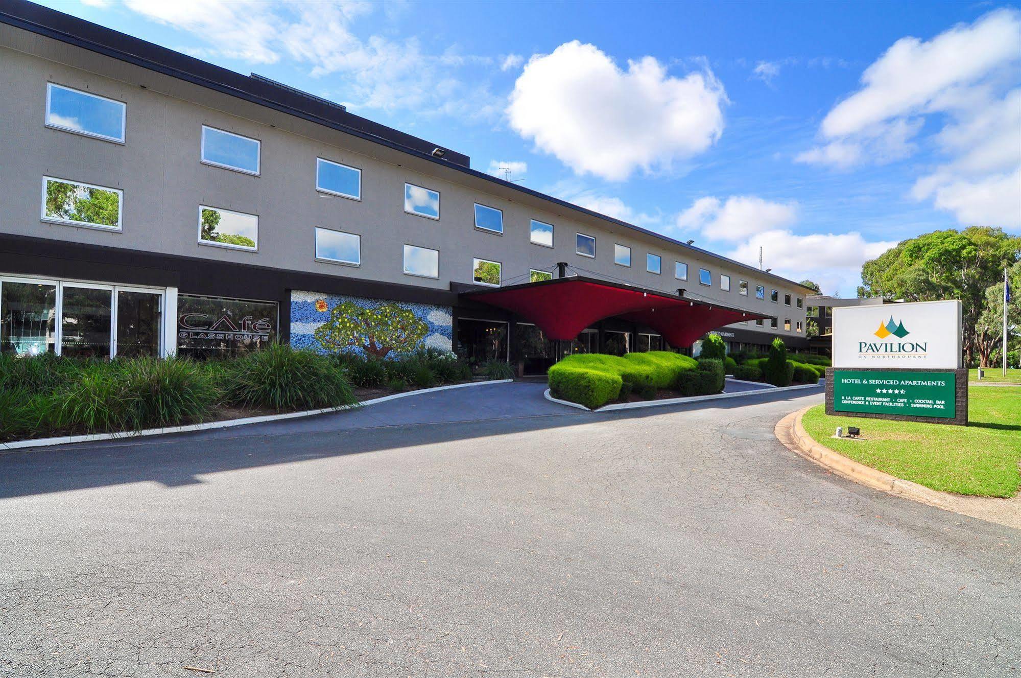 Pavilion On Northbourne Hotel 4*