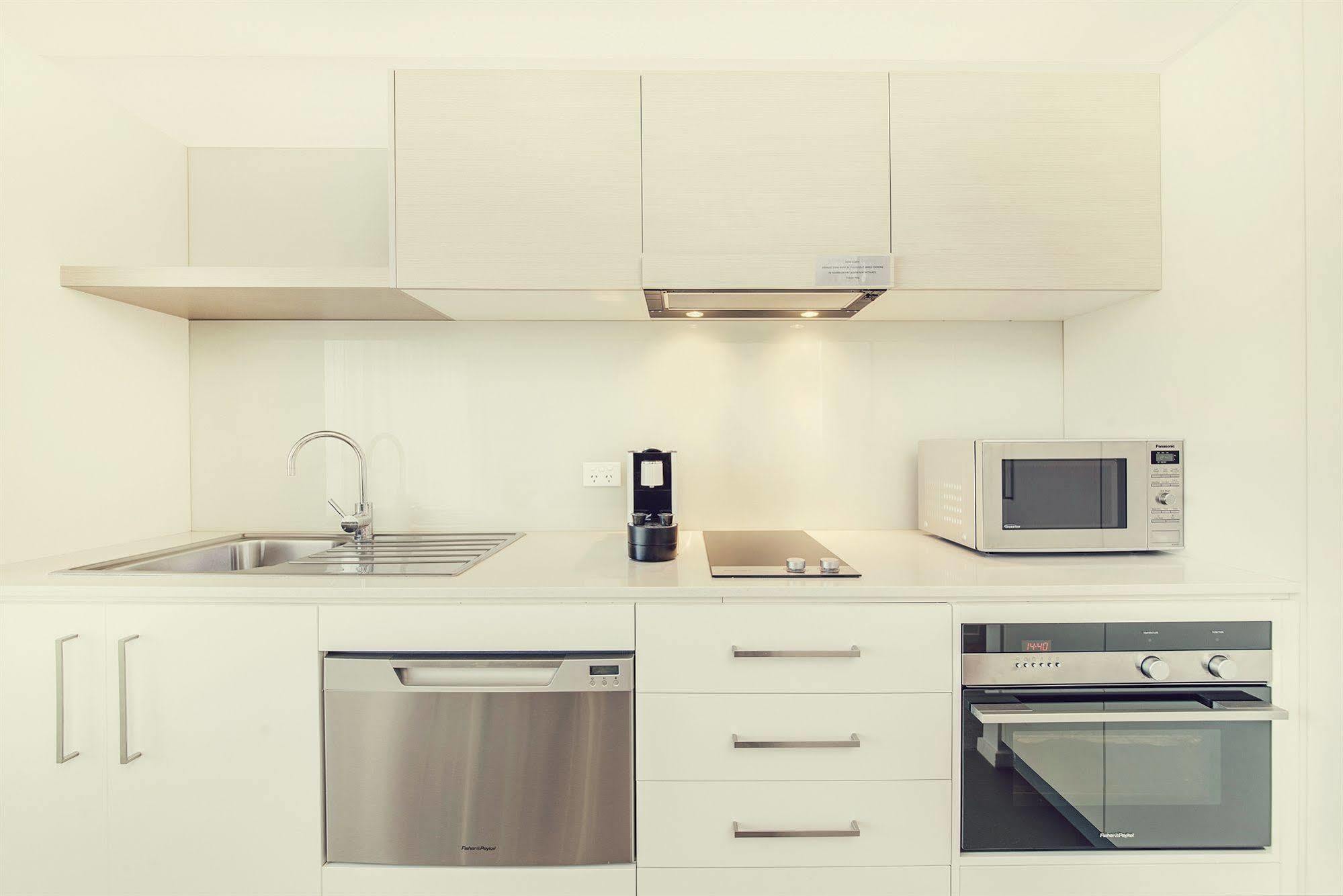 Abode Tuggeranong Aparthotel
