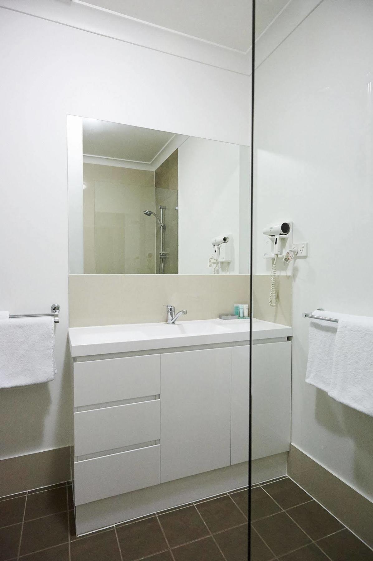 Oxley Court Serviced Canberra