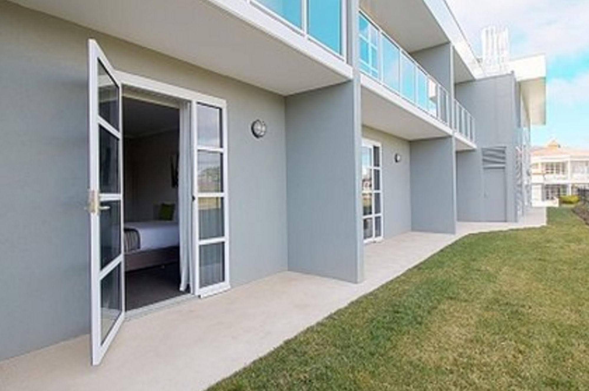 Hotel Abode Narrabundah Canberra