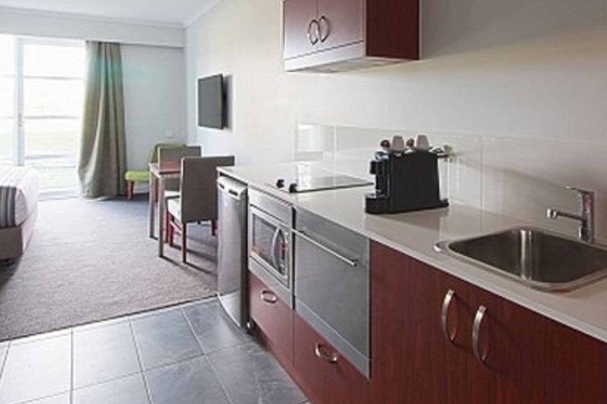 Abode Narrabundah