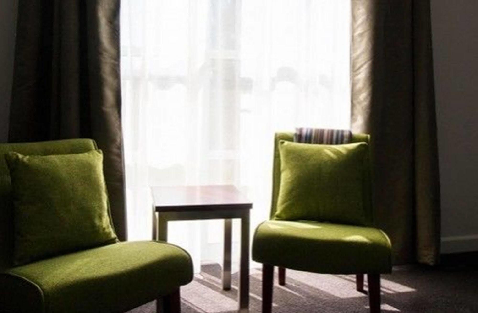 Hotel Abode Narrabundah Canberra