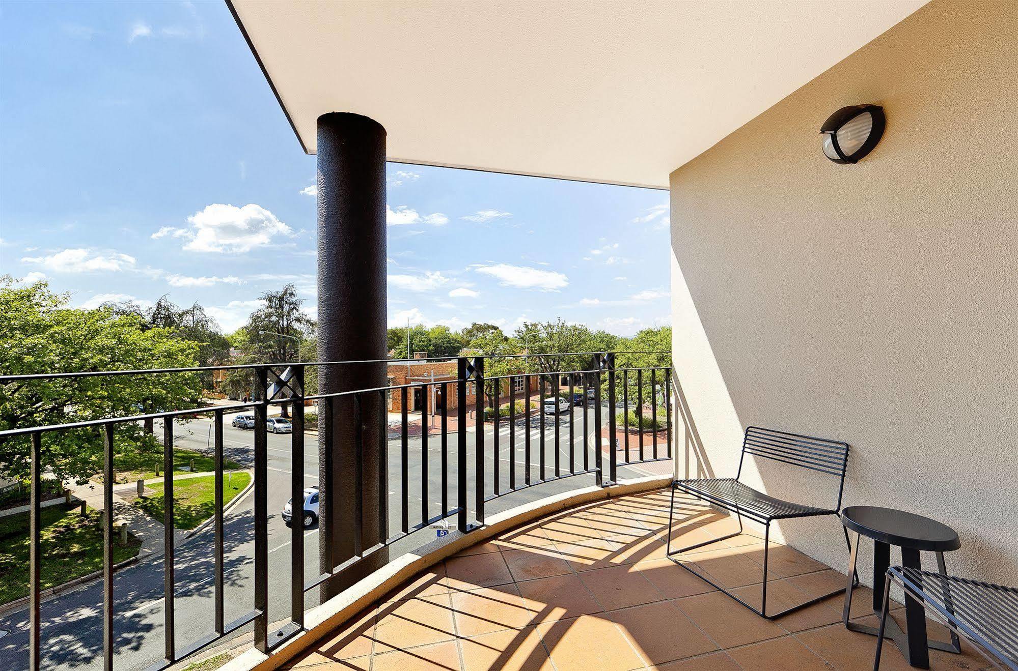 Aac - Griffin Aparthotel 4*