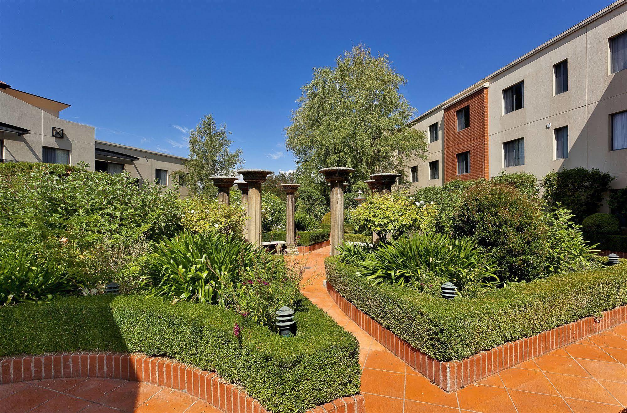 Aac - Griffin Aparthotel 4*