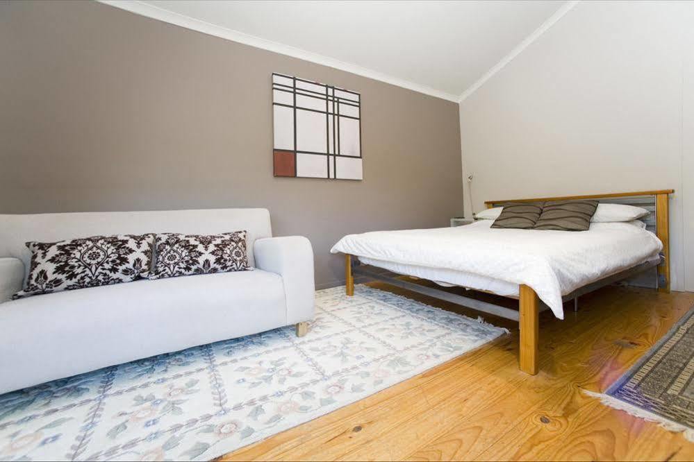 Q Apartment *