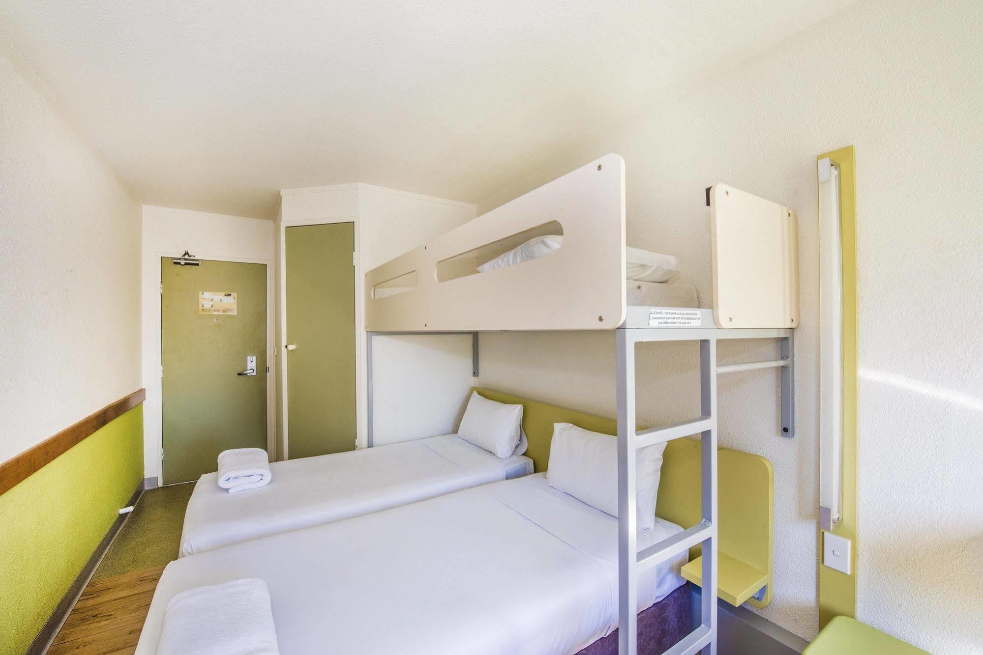 Ibis Budget 3*