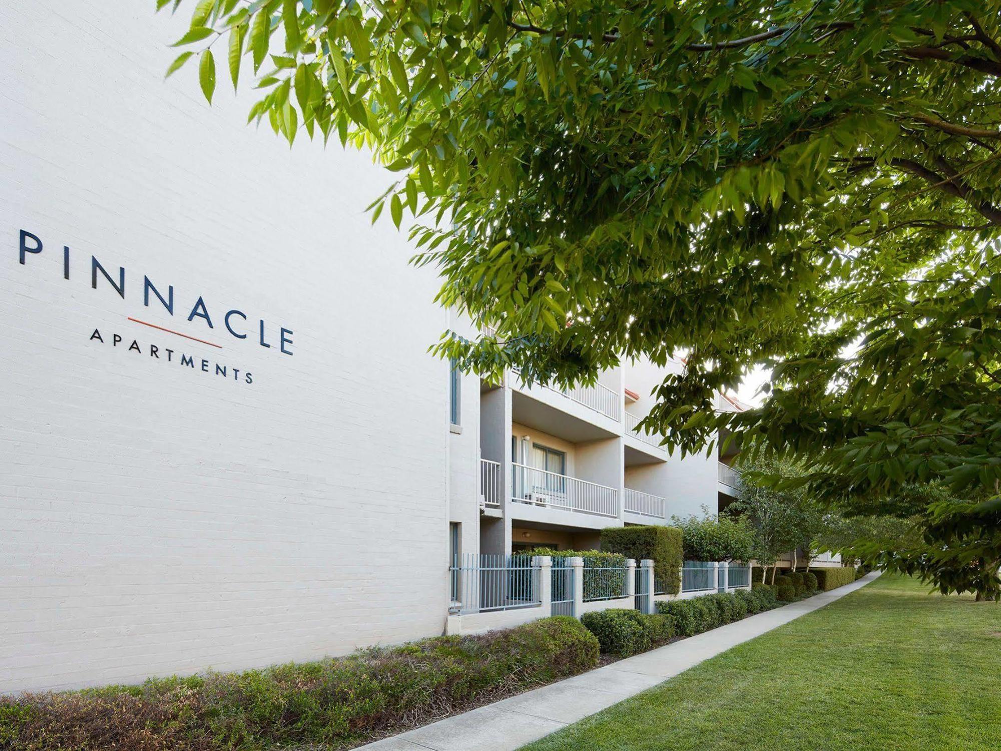 Pinnacle Aparthotel