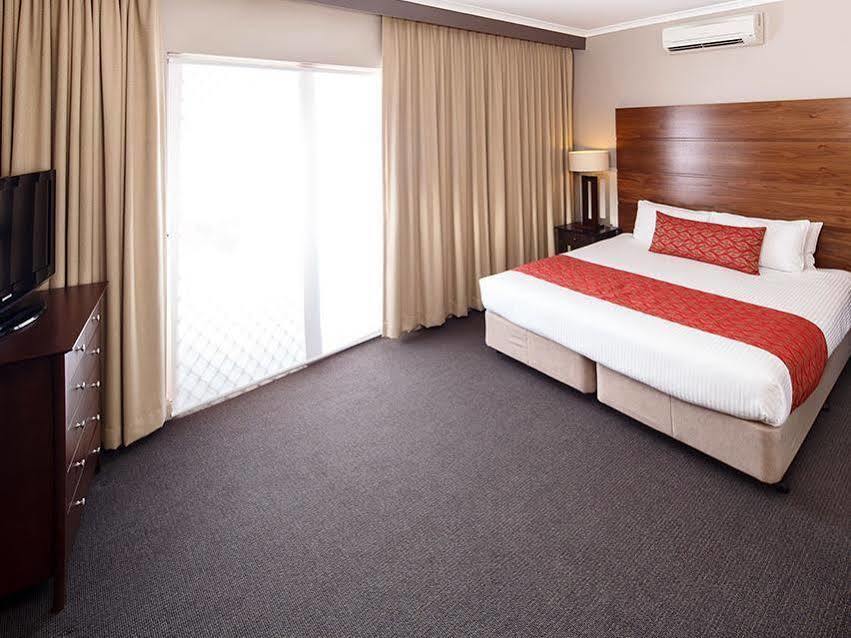 Hotel Quality Dickson 4*