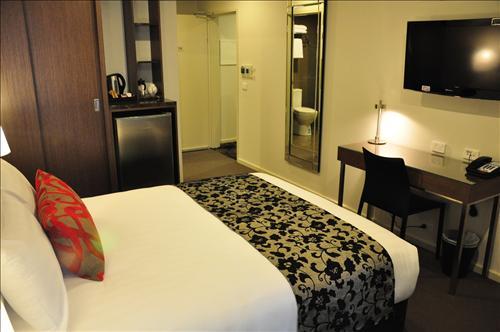 Aparthotel Adina Serviced Dickson 4*