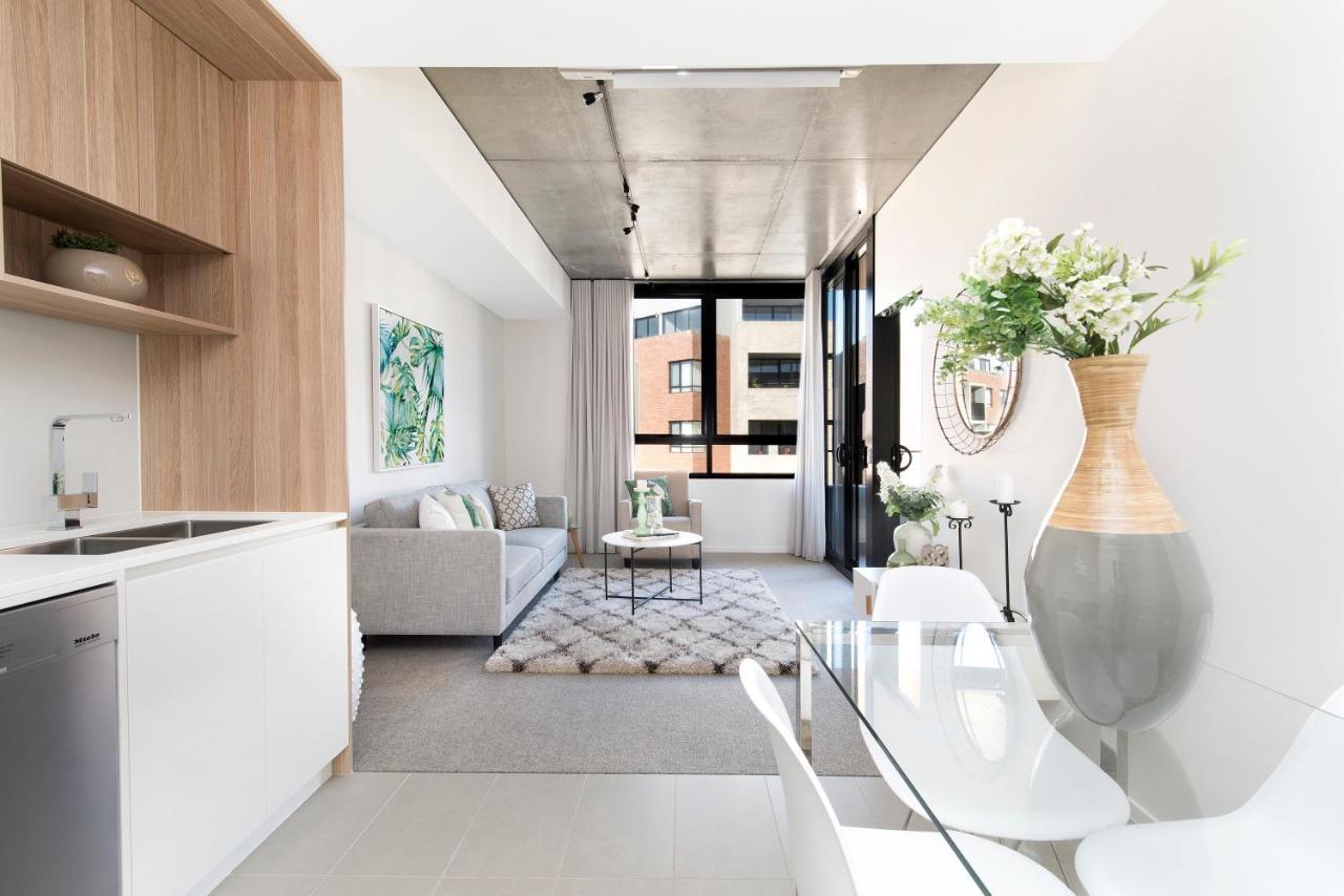 Azure 30 Apartment *