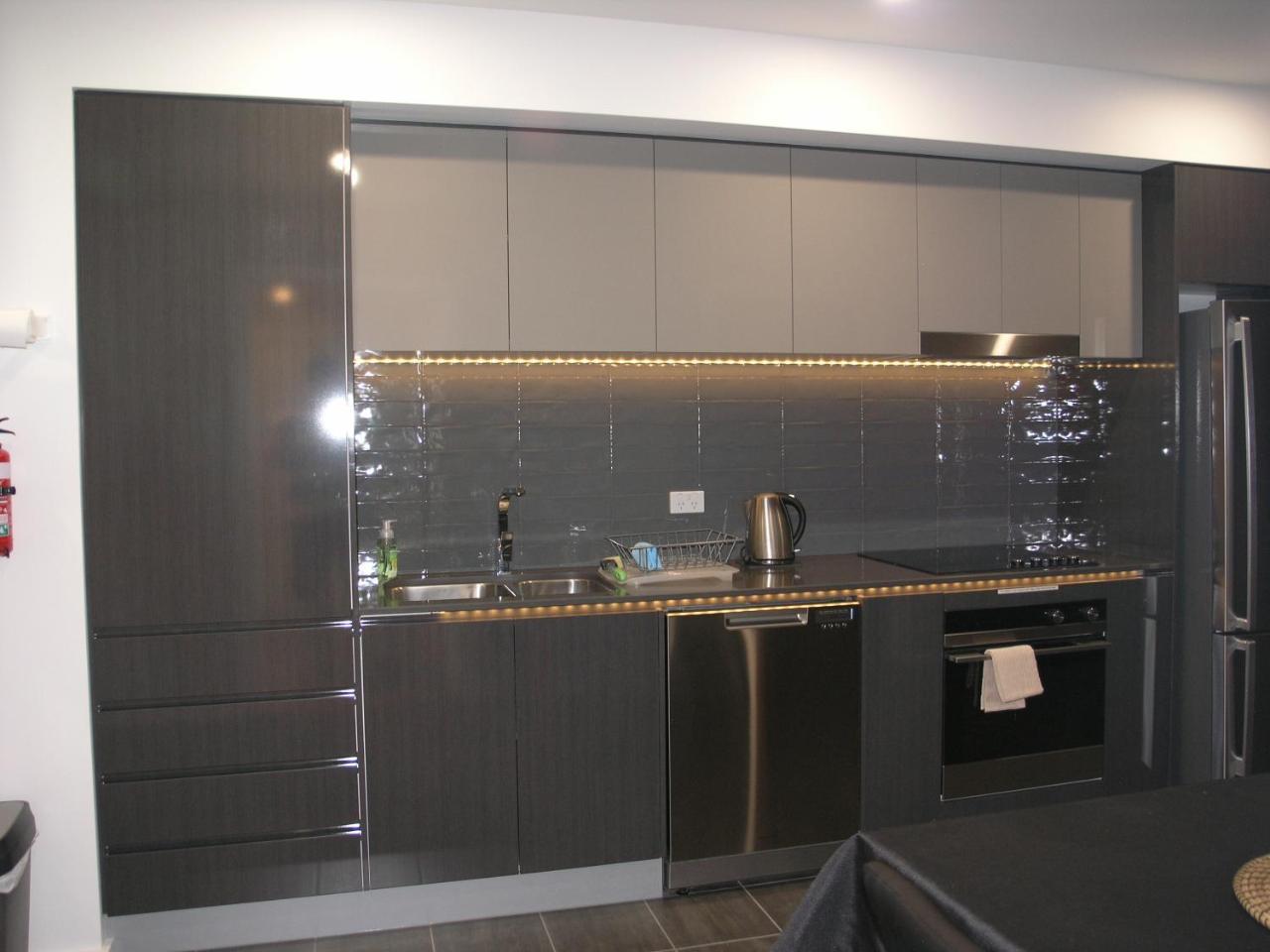 Kesh At Infinity Towers * Canberra