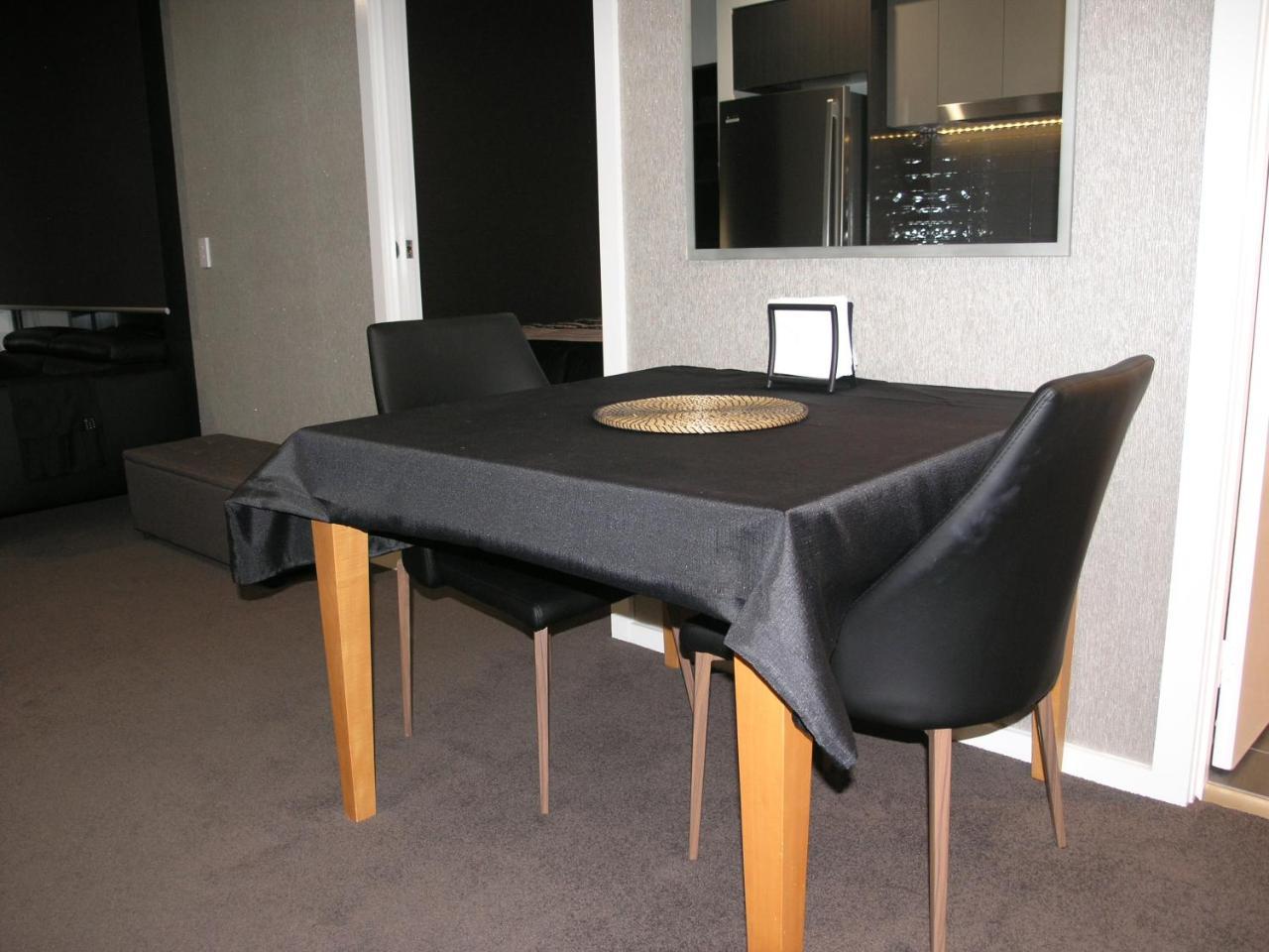 Apartment Kesh At Infinity Towers Canberra