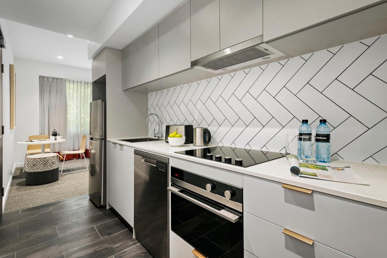 Quest Walk Aparthotel 4*