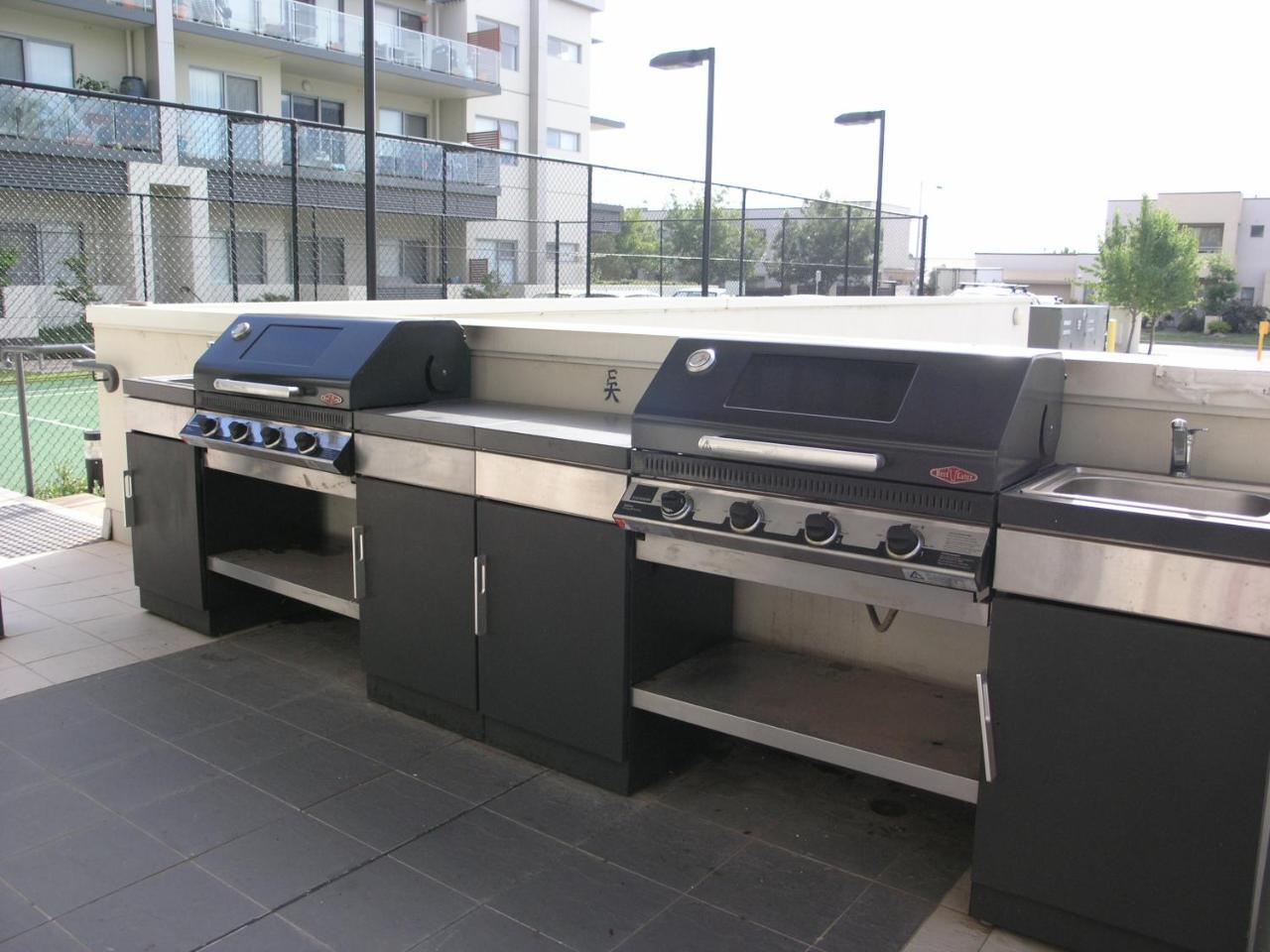 Kesh At Aamira Canberra