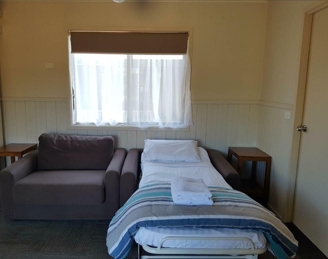 Carotel Motel 3*