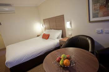 Garden City Hotel, Best Western Signature Collection Hotel