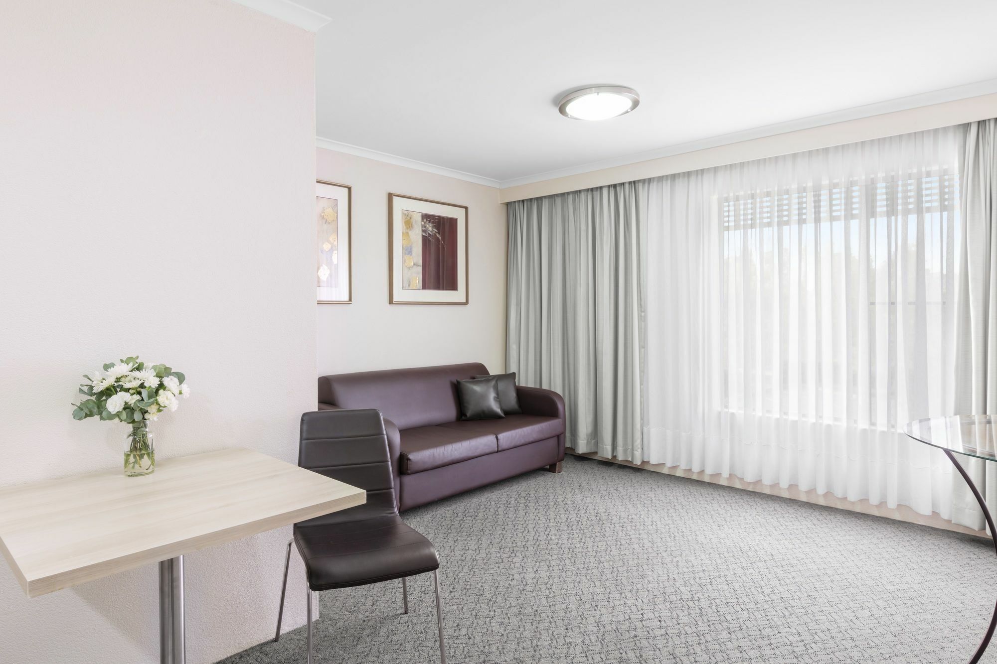 Garden City Hotel, Best Western Signature Collection 4* Canberra