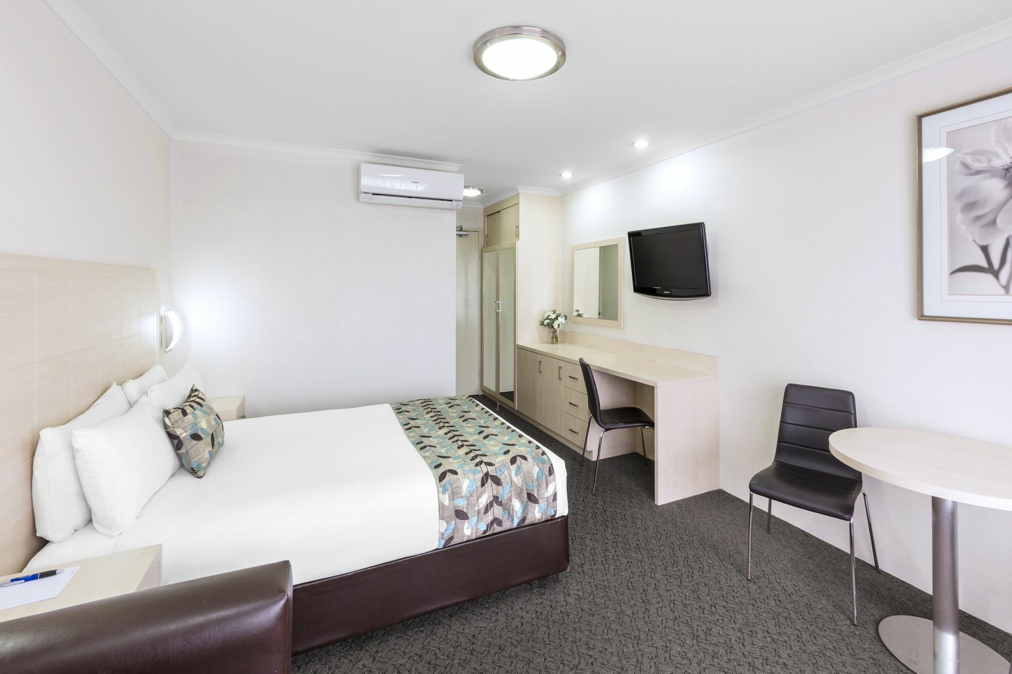 Garden City Hotel, Best Western Signature Collection 4*